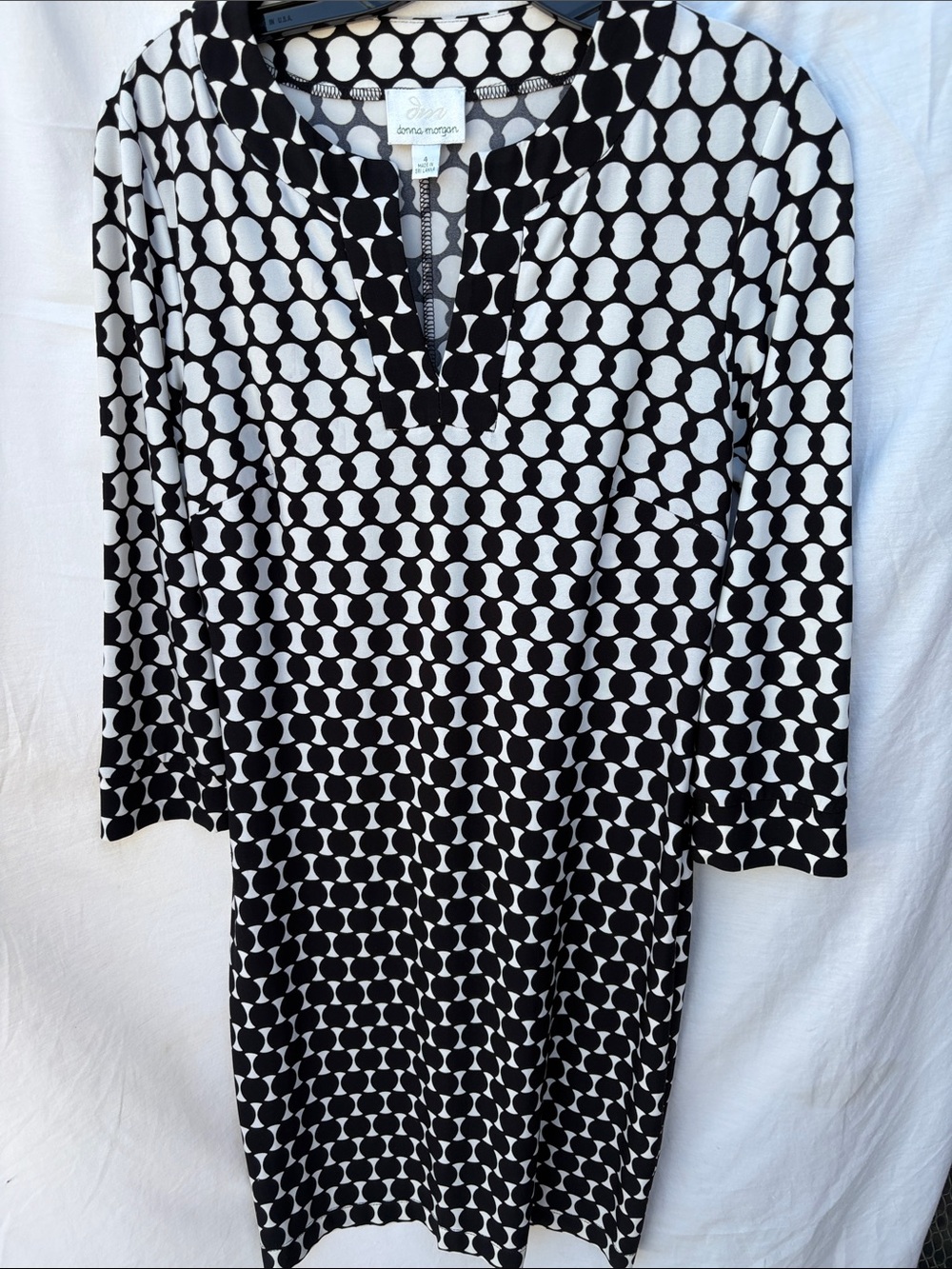 Donna Morgan Black & White Geometric Midi Dress
